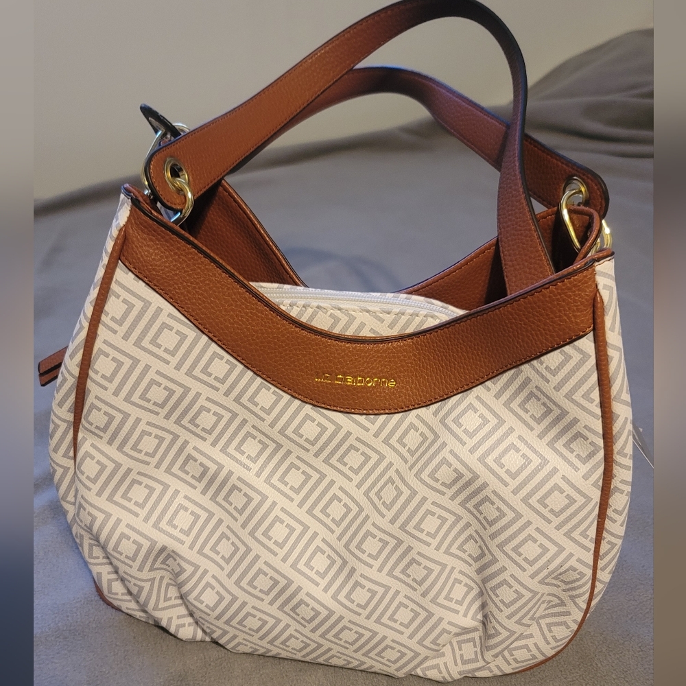 NWT Liz Claiborne Purse